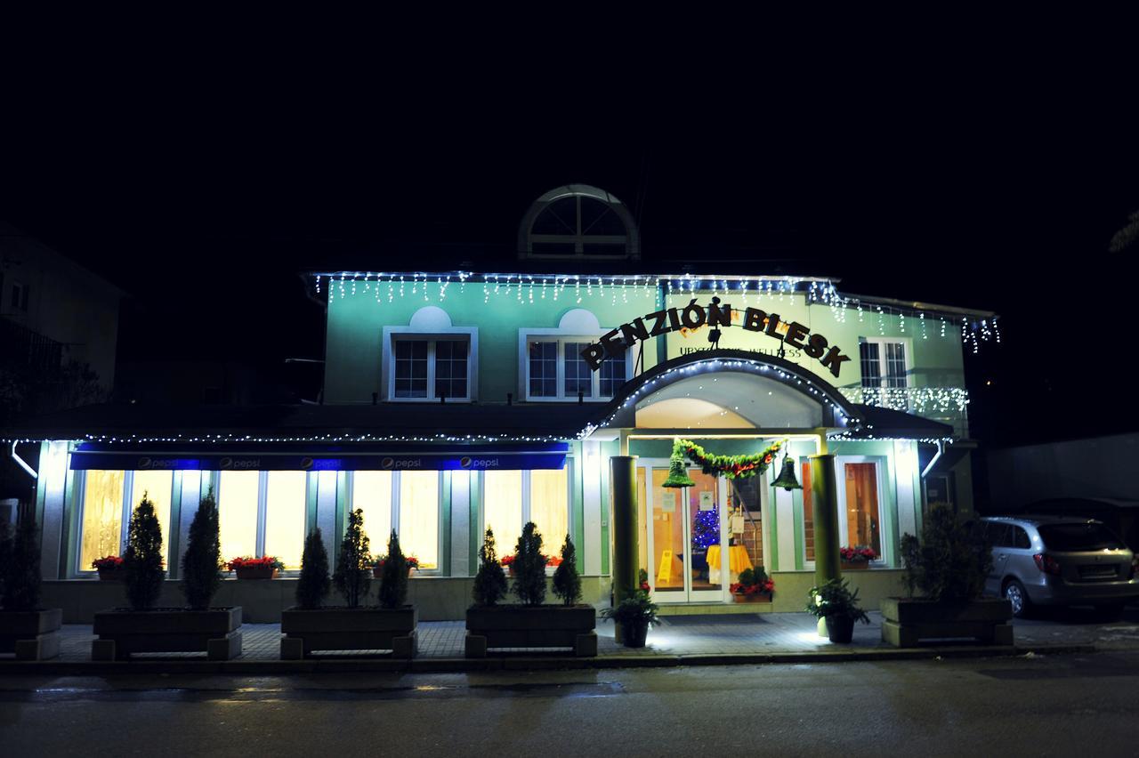 Penzion Blesk Ружомберок Экстерьер фото
